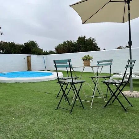 Bungalow Elegante Para Familias Y Parejas Con Piscina Privada En - Es-180-248 * Conil De La Frontera